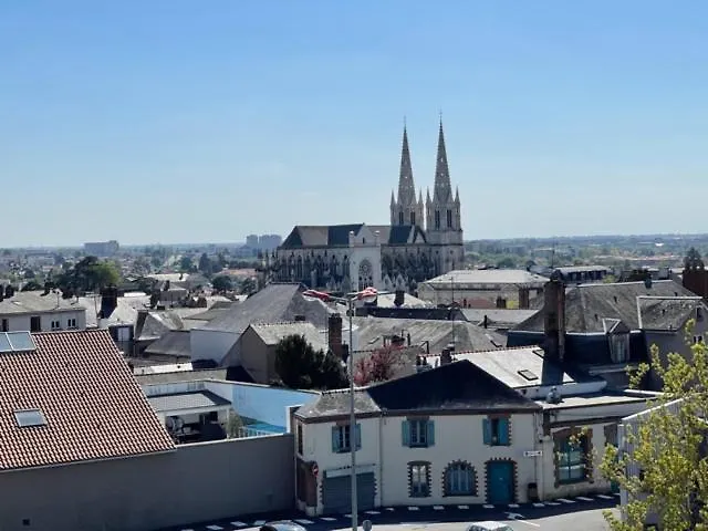 Maison Latour